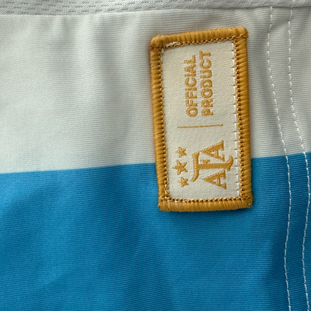 Argentina Lionel Messi #10 Soccer Jersey – Men’s XL - Picture 3 of 4